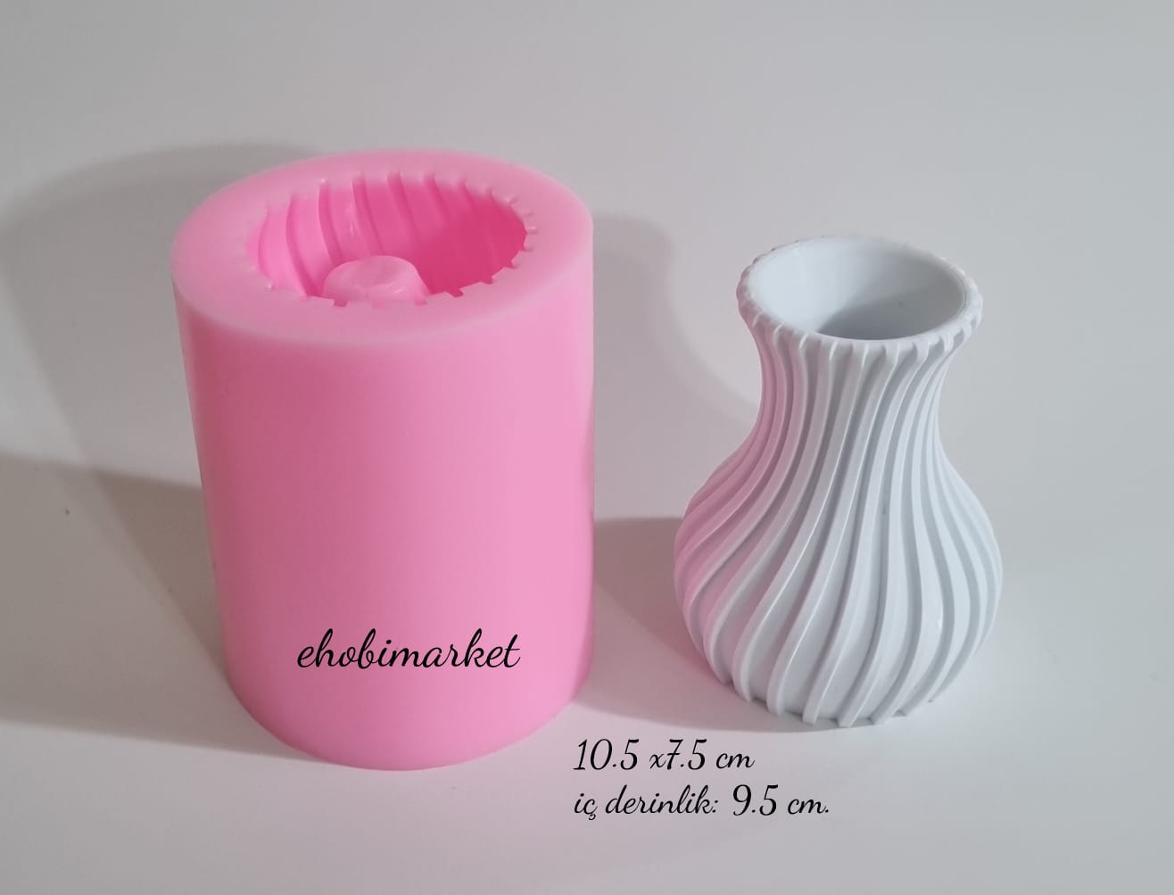 Kıvrımlı  vazo silikon kalıp