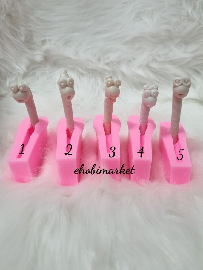 Saksi kurdu silikon kalip 2